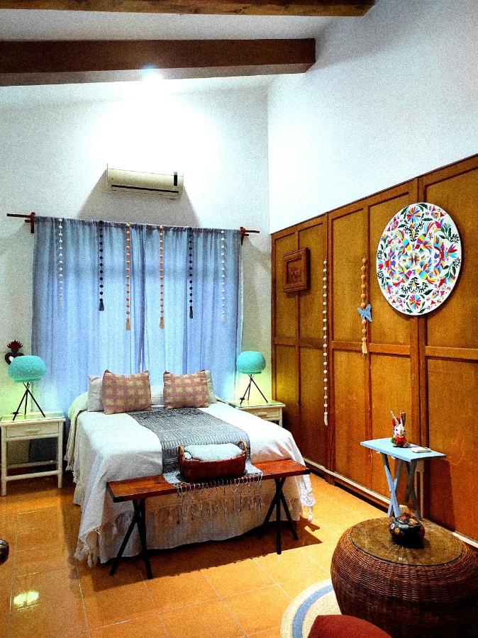 Folklorsuites 图斯特拉古铁雷斯 外观 照片